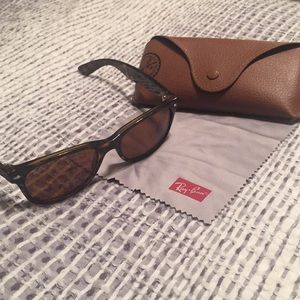 New Wayfarer Classic - Tortoise, Brown Lenses